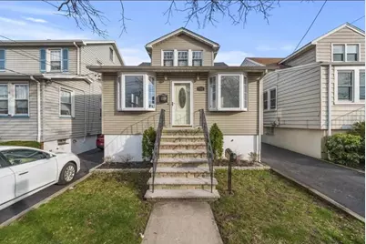 838 Roosevelt Ave #1, Secaucus, NJ 07094 - Photo 1