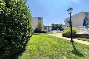 1111 River Rd, Edgewater, NJ 07020 - Photo 4