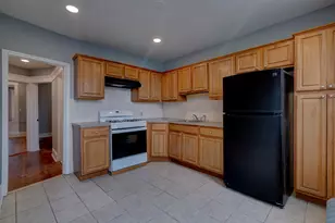 153 Wegman Pkwy, Jersey City, NJ 07305 - Photo 12