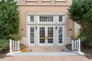 200 Shearwater Ct W, Jersey City, NJ 07305 - Photo 32