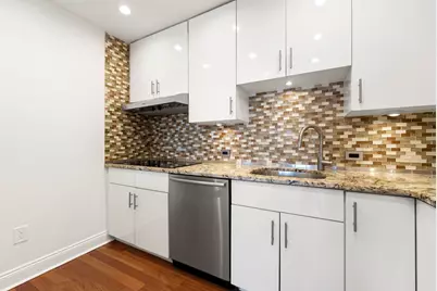 200 Shearwater Ct West #53, Jersey City, NJ 07305 - Photo 16