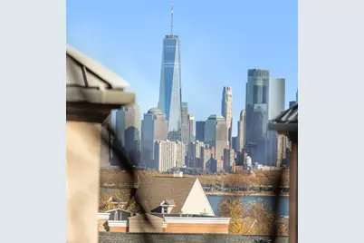 207 Shearwater Ct West #55, Jersey City, NJ 07305 - Photo 16