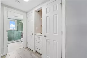 221 Terrace Ave, Jersey City, NJ 07307 - Photo 16