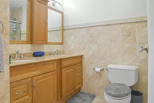 426 Harmon Cove Tower, Secaucus, NJ 07094 - Photo 8
