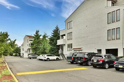 700 Mainsail Lane #700, Secaucus, NJ 07094 - Photo 24