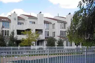 700 Mainsail Ln, Secaucus, NJ 07094 - Photo 18