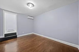 211 New York Ave, Jersey City, NJ 07307 - Photo 16