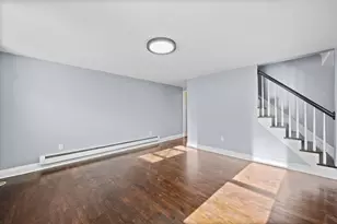 211 New York Ave, Jersey City, NJ 07307 - Photo 8