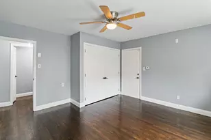 211 New York Ave, Jersey City, NJ 07307 - Photo 14