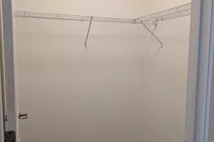 687 Ocean Ave, Jersey City, NJ 07305 - Photo 6