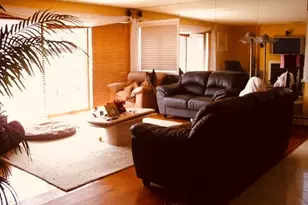 8C Cove Ln, North Bergen, NJ 07047 - Photo 2