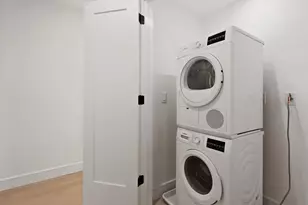 139 Christopher Columbus Dr, Jersey City, NJ 07302 - Photo 14