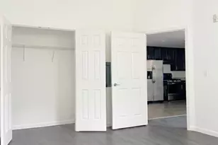 190 Culver Ave, Jersey City, NJ 07305 - Photo 8