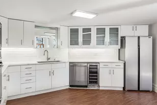 299 Pavonia Ave, Jersey City, NJ 07302 - Photo 10