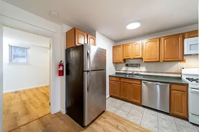 236 Christopher Columbus Dr #1, Jersey City, NJ 07302 - Photo 8