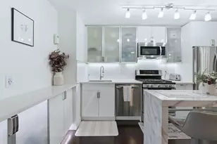 6040 Blvd E, West New York, NJ 07093 - Photo 2