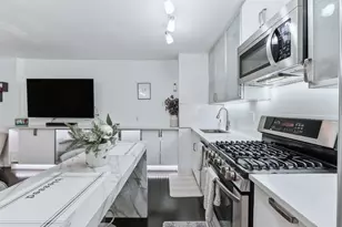 6040 Blvd E, West New York, NJ 07093 - Photo 4