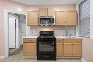 197 Hutton St, Jersey City, NJ 07307 - Photo 8
