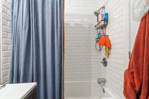 137A Dekalb Ave, Jersey City, NJ 07306 - Photo 24