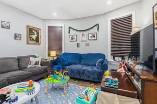 137A Dekalb Ave, Jersey City, NJ 07306 - Photo 32