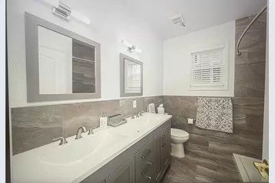 202 Kennedy Blvd #2, Bayonne, NJ 07002 - Photo 12