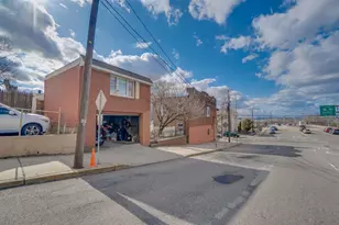 678 Liberty Ave, Jersey City, NJ 07307 - Photo 18