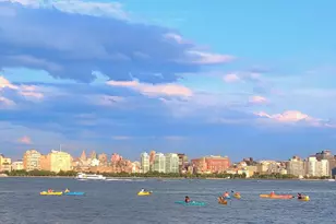 7002 Blvd E, Guttenberg, NJ 07093 - Photo 36