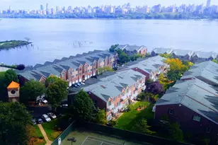 7002 Blvd E, Guttenberg, NJ 07093 - Photo 14