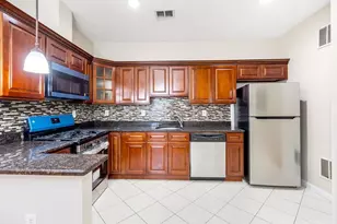 43 Manhattan Ave, Jersey City, NJ 07307 - Photo 10