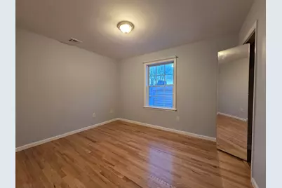 27 Jewett Ave #2, Jersey City, NJ 07304 - Photo 8