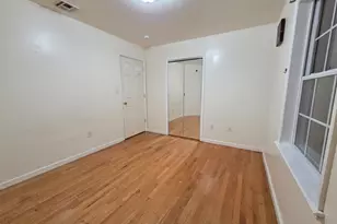 27 Jewett Ave, Jersey City, NJ 07304 - Photo 16