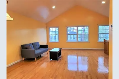 27 Jewett Ave #2, Jersey City, NJ 07304 - Photo 2