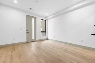 392 1st St, Jersey City, NJ 07302 - Photo 12