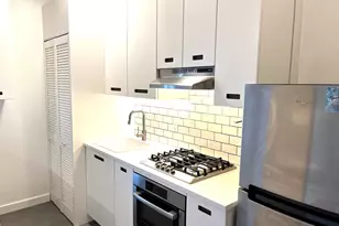 821 Bergen Ave, Jersey City, NJ 07306 - Photo 4