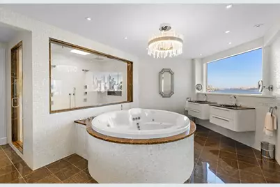 600 Harbor Blvd #1079-81, Weehawken, NJ 07086 - Photo 32