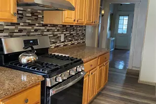 163 Jewett Ave, Jersey City, NJ 07304 - Photo 14