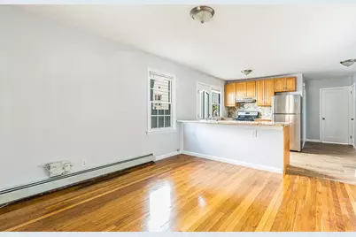 12 Kelly Parkway, Bayonne, NJ 07002 - Photo 2