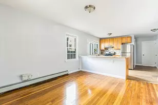 12 Kelly Pkwy, Bayonne, NJ 07002 - Photo 2