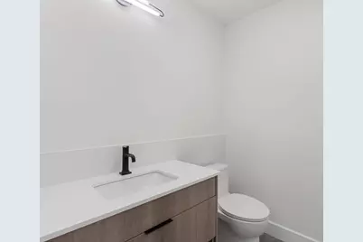 139 Christopher Columbus Dr #603, Jersey City, NJ 07302 - Photo 24