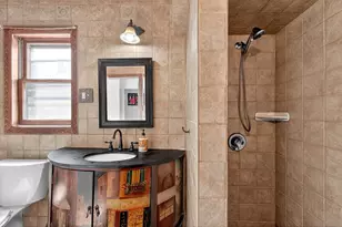 687 Ave E, Bayonne, NJ 07002 - Photo 30