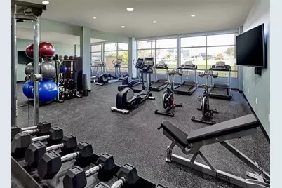 250 Avenue E #401, Bayonne, NJ 07002 - Photo 10