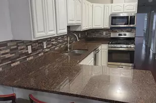 183 Hutton St, Jersey City, NJ 07307 - Photo 16