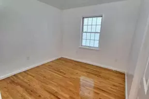 12 Bergen Ave, Jersey City, NJ 07305 - Photo 10