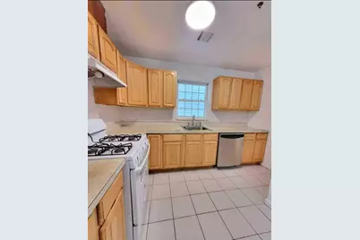 12 Bergen Ave #1, Jersey City, NJ 07305 - Photo 2