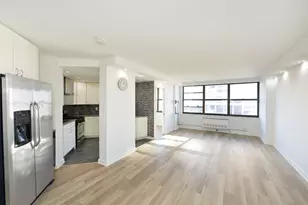 7002 Blvd, Guttenberg, NJ 07093 - Photo 1