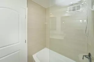 7002 Blvd, Guttenberg, NJ 07093 - Photo 10