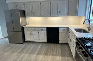 41 Kipp Ave, Elmwood Park, NJ 07407 - Photo 8