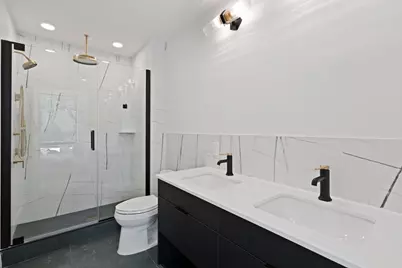 139 Christopher Columbus Dr #307, Jersey City, NJ 07302 - Photo 10