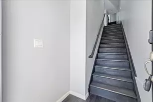 225 Freeman Ave, Jersey City, NJ 07306 - Photo 24