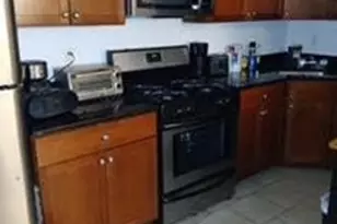 85 Oakland Ave, Jersey City, NJ 07307 - Photo 2